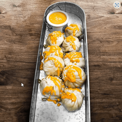 Momos